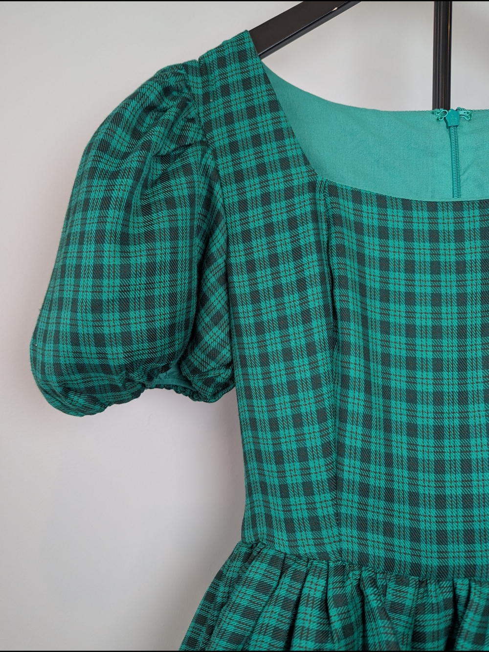 NWT Ivy City Co. Women’s Size 2 Green Plaid Puff Sleeve Cupcake Midi Dress - Picture 2 of 10